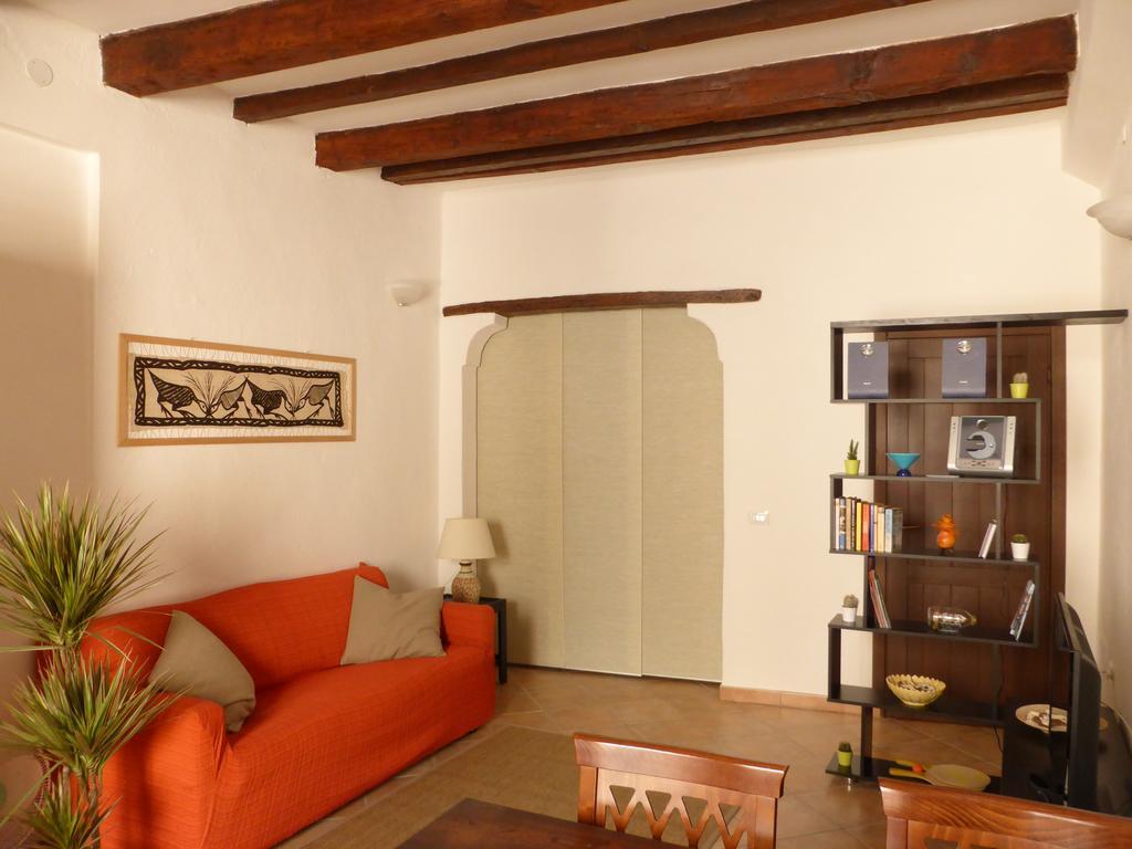 Old Town Apartment Альгеро Экстерьер фото